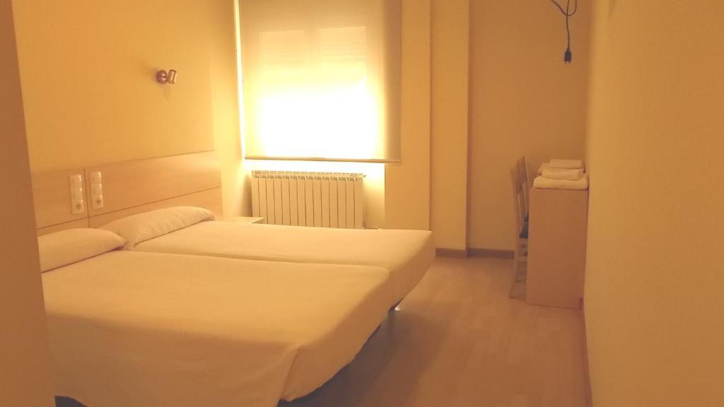 Hostal Europa Castejón Esterno foto